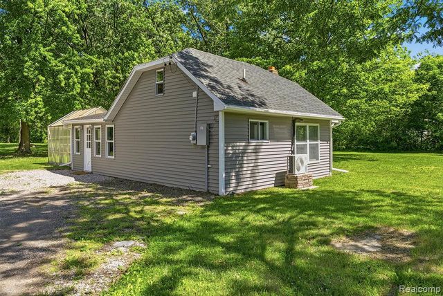 6256 Turner Road, Flushing Charter Township, MI 48433