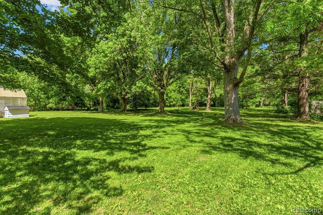 6256 Turner Road, Flushing Charter Township, MI 48433