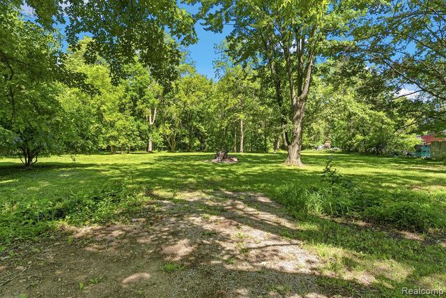 6256 Turner Road, Flushing Charter Township, MI 48433