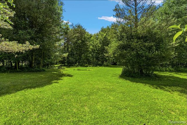 6256 Turner Road, Flushing Charter Township, MI 48433