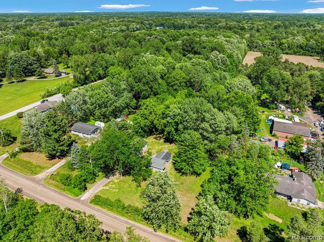 6256 Turner Road, Flushing Charter Township, MI 48433