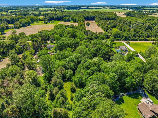6256 Turner Road, Flushing Charter Township, MI 48433