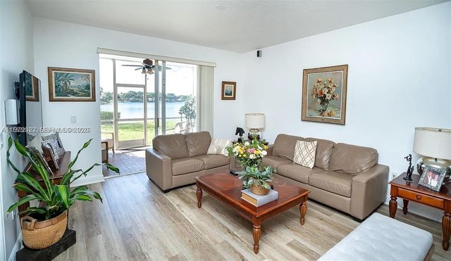 10730 NW 66th St 105, Doral, FL 33178