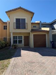 972 SW 6th Ave, Florida City, FL 33034