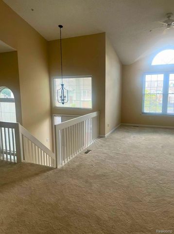 49862 Pointe Crossing, Plymouth Charter Township, MI 48170