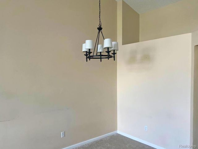 49862 Pointe Crossing, Plymouth Charter Township, MI 48170
