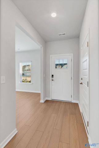 12414 Whitcomb Circle, Athens, AL 35613