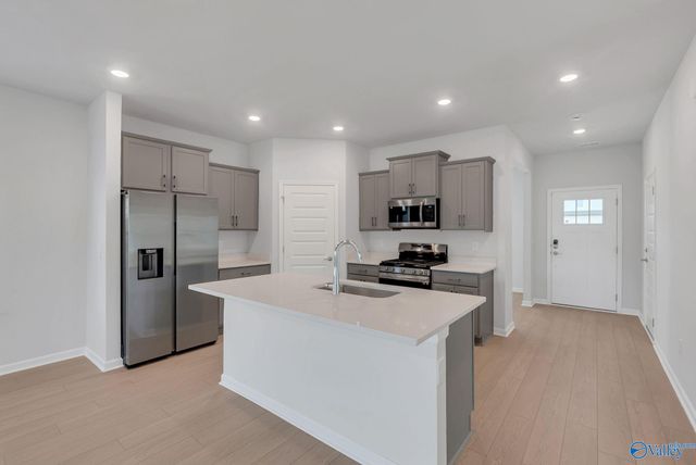 12414 Whitcomb Circle, Athens, AL 35613