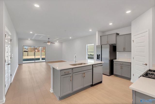 12414 Whitcomb Circle, Athens, AL 35613