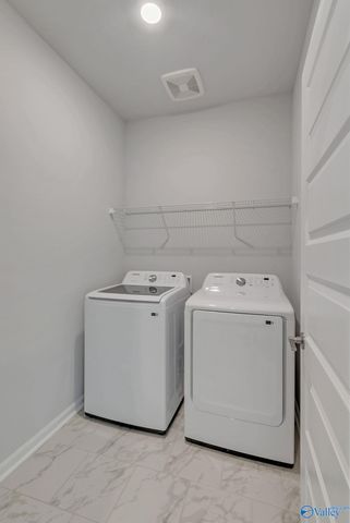 12414 Whitcomb Circle, Athens, AL 35613