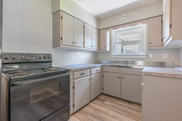 2118 Hillside Avenue, Springfield, OH 45503