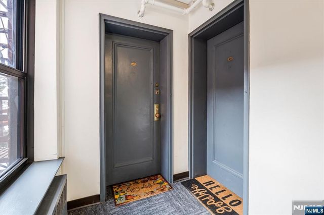 130 Orient Way 4H, Rutherford, NJ 07070