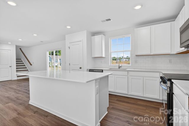 1606 Highacre Place 48, Bessemer City, NC 28016