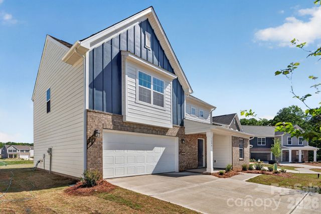 1606 Highacre Place 48, Bessemer City, NC 28016