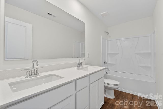1606 Highacre Place 48, Bessemer City, NC 28016