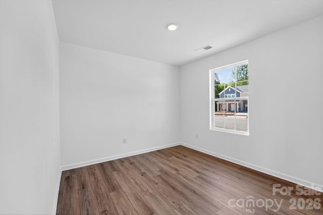 1606 Highacre Place 48, Bessemer City, NC 28016