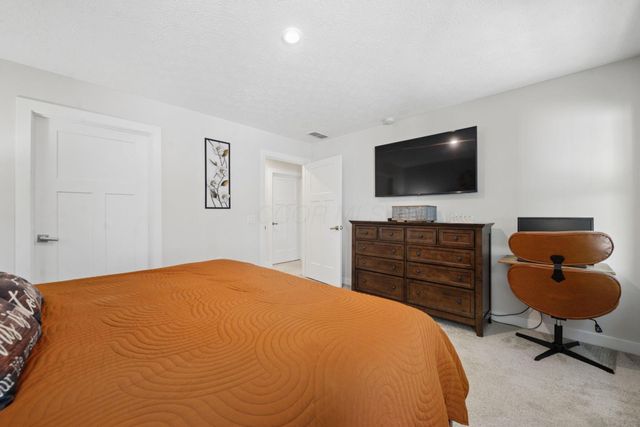 6558 Turning Stone Loop, Canal Winchester, OH 43110
