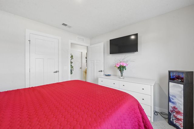 6558 Turning Stone Loop, Canal Winchester, OH 43110