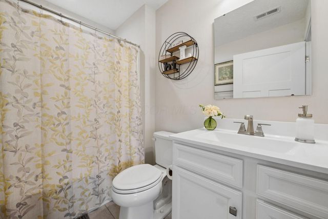 6558 Turning Stone Loop, Canal Winchester, OH 43110