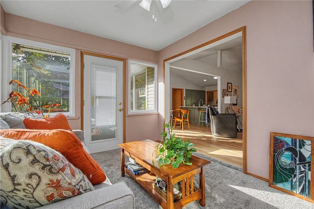4 Roding Circle, Bella Vista, AR 72715