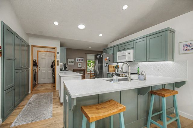 4 Roding Circle, Bella Vista, AR 72715