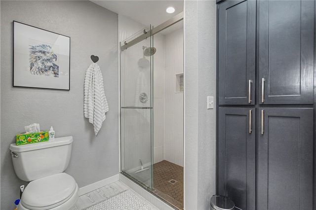 4 Roding Circle, Bella Vista, AR 72715