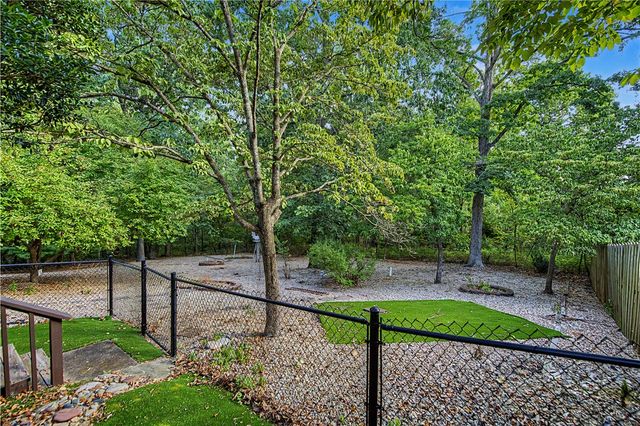 4 Roding Circle, Bella Vista, AR 72715