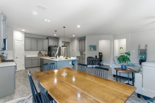 5621 Round Hill Road, Denton, TX 76210