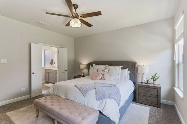 5621 Round Hill Road, Denton, TX 76210