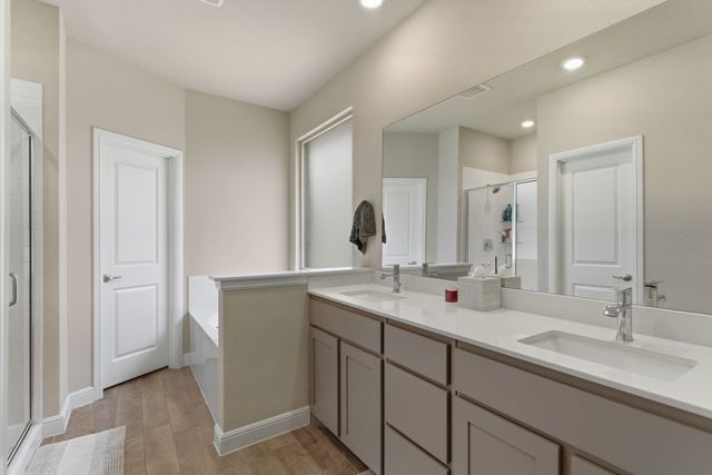 5621 Round Hill Road, Denton, TX 76210