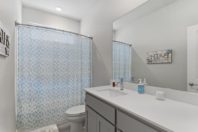 5621 Round Hill Road, Denton, TX 76210