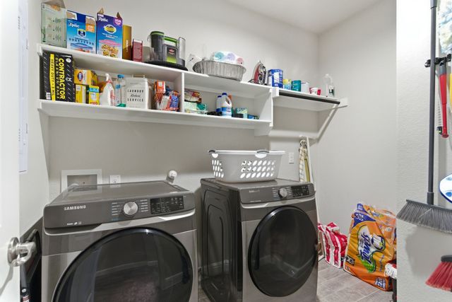 5621 Round Hill Road, Denton, TX 76210