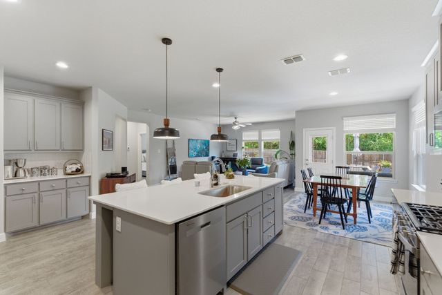 5621 Round Hill Road, Denton, TX 76210