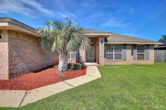 5994 Autumn Pines Cir, Pace, FL 32571