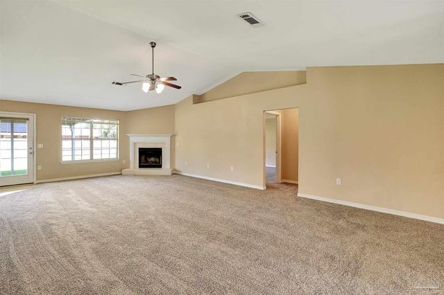 5994 Autumn Pines Cir, Pace, FL 32571