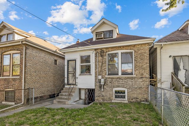 8634 S Laflin Street, Chicago, IL 60620