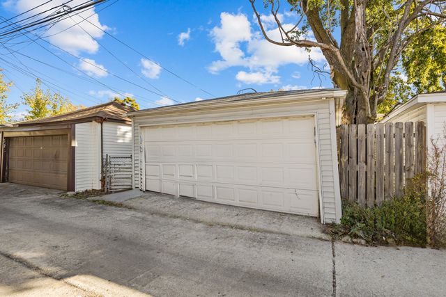 8634 S Laflin Street, Chicago, IL 60620