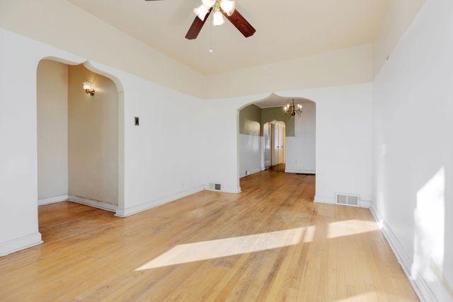 8634 S Laflin Street, Chicago, IL 60620