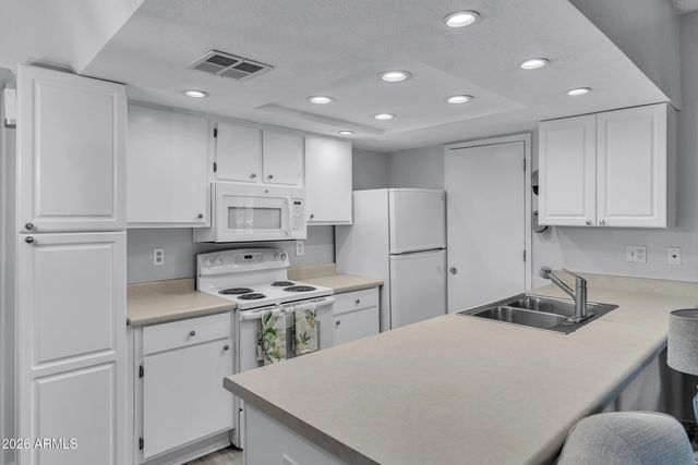 145 N 74TH Street 207, Mesa, AZ 85207