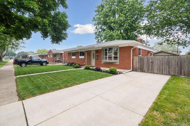 27260 NORMA Drive, Warren, MI 48093