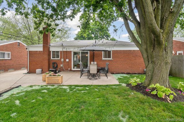 27260 NORMA Drive, Warren, MI 48093