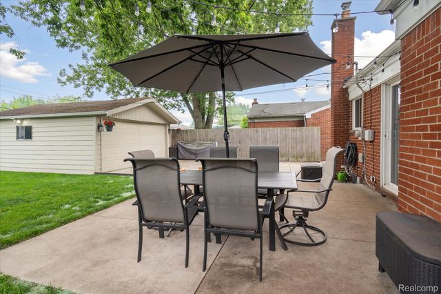 27260 NORMA Drive, Warren, MI 48093