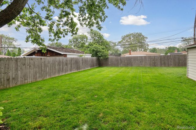 27260 NORMA Drive, Warren, MI 48093