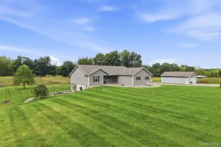 7433 Mabley Hill Road, Fenton, MI 48430