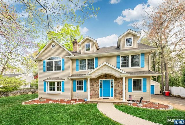 631 Montview Place, River Vale, NJ 07675