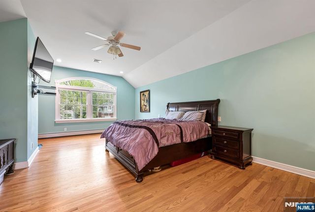 631 Montview Place, River Vale, NJ 07675