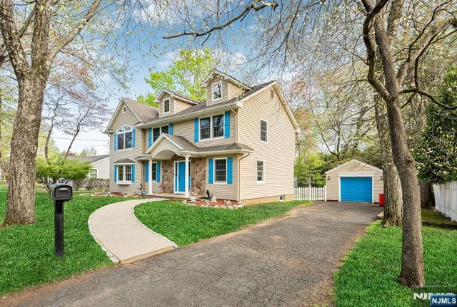 631 Montview Place, River Vale, NJ 07675