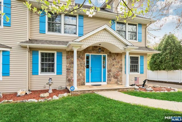 631 Montview Place, River Vale, NJ 07675