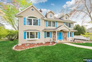 631 Montview Place, River Vale, NJ 07675