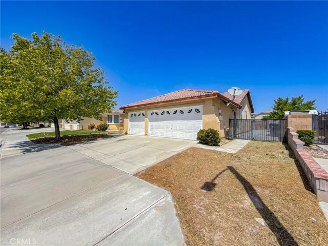4557 W Avenue J5, Lancaster, CA 93536